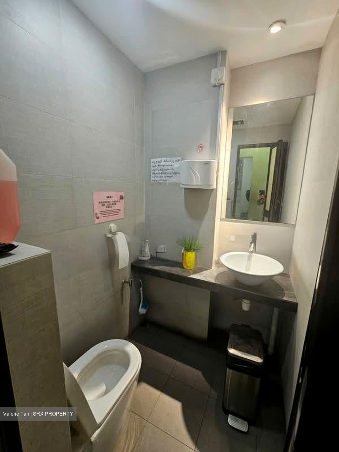 Liang Seah Court (D7), Retail #595629351
